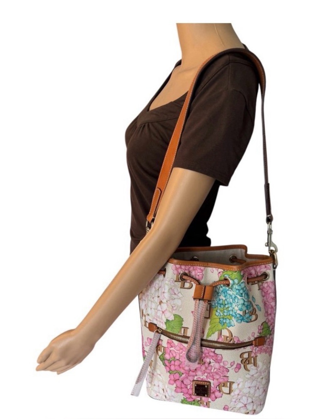 Dooney & Bourke Hydrangea Drawstring Hobo Bag in coated cotton - Picture 12 of 12